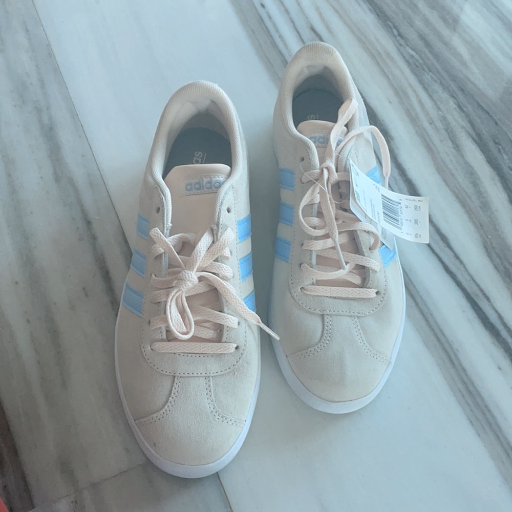 Adidas skateboard sneaker size 9.5 nwts